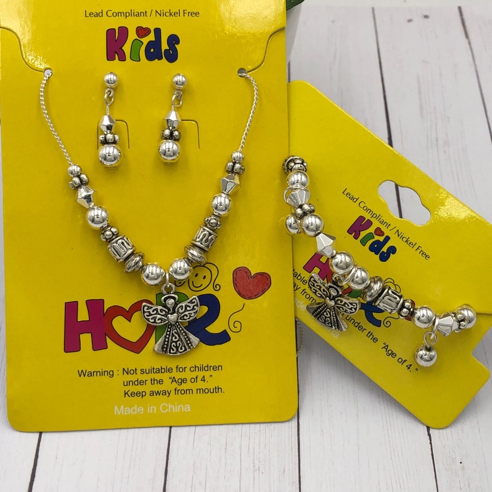🌼 Girls Angel Necklace & Bracelet Set